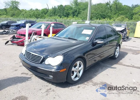 2004 Mercedes-Benz C 230 Kompressor Sport/Sport from USA, damaged, VIN WDBRF40J64F505984